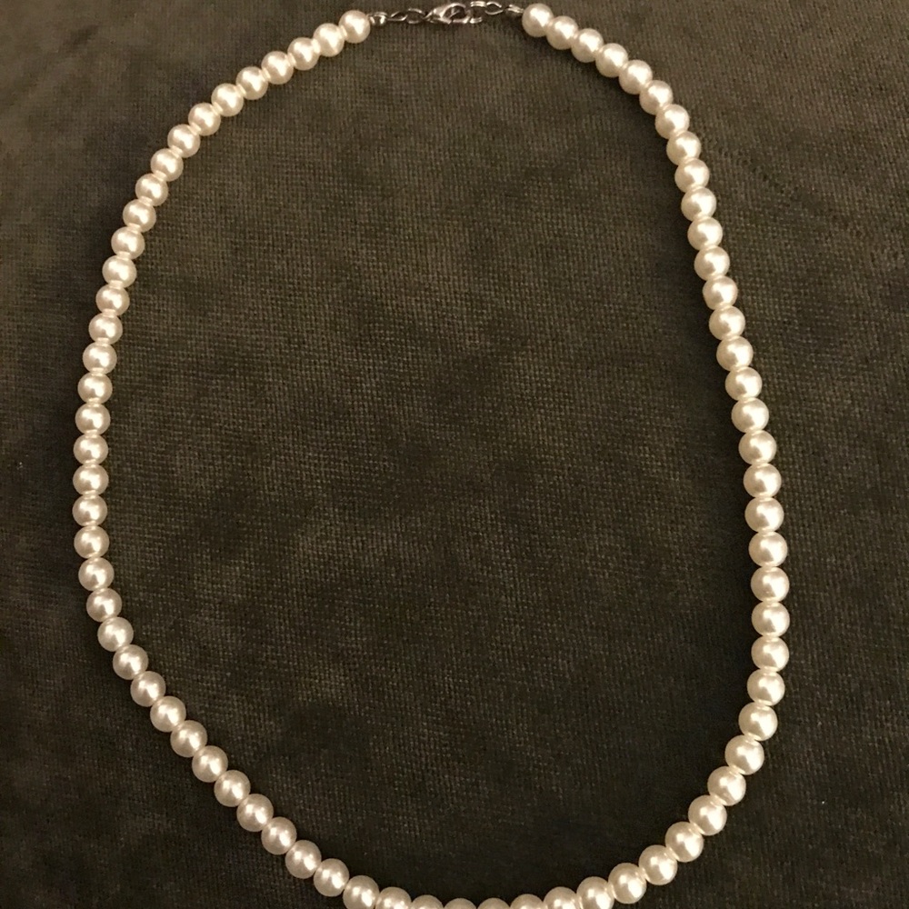 Pearl necklace