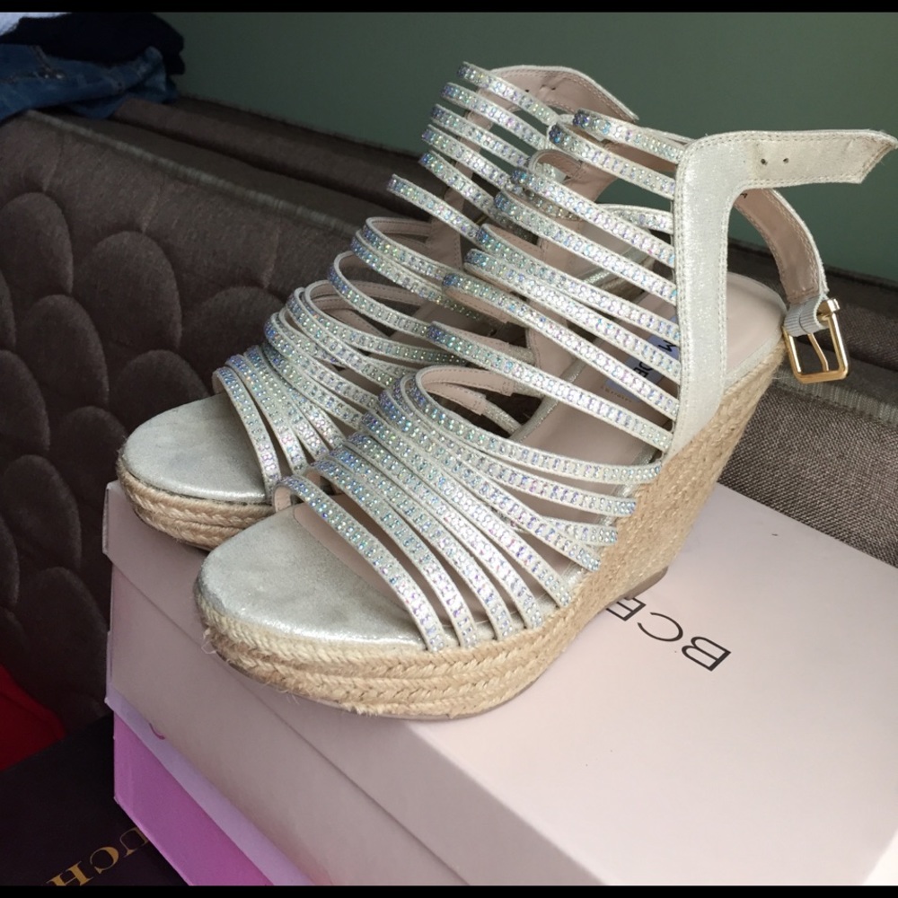 Summer sparkling shoes