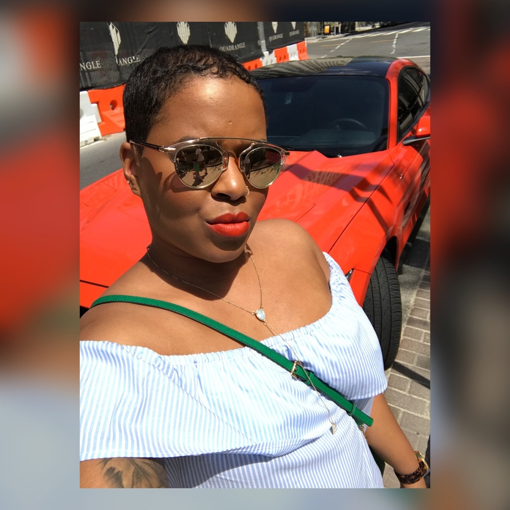 Meet your Posher, Ashley