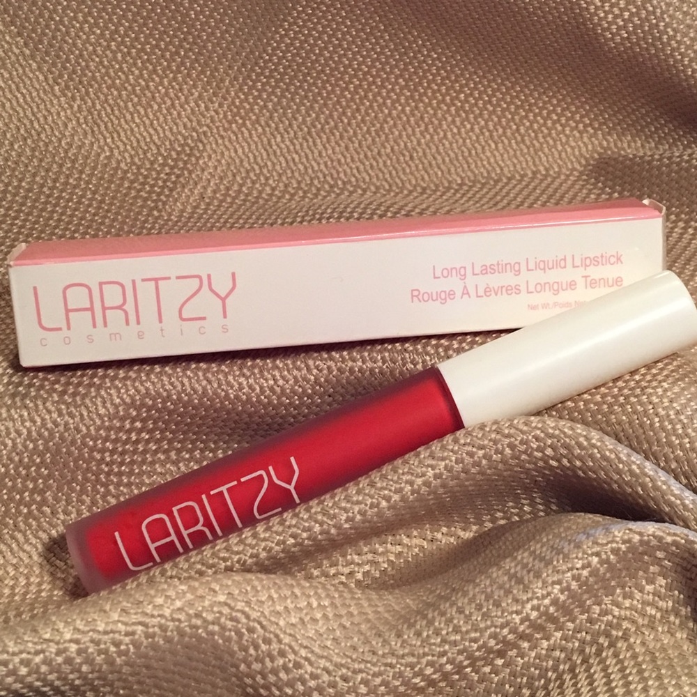 LARITZY COSMETICS LONG LASTING LIQUID LIPSTICK NIB