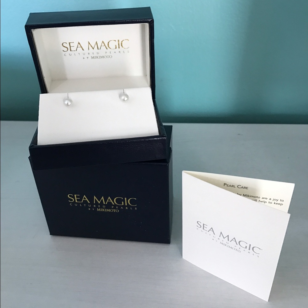 Authentic Mikimoto Sea Magic Pearl Earrings New