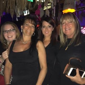 Meet your Posher, Gillian