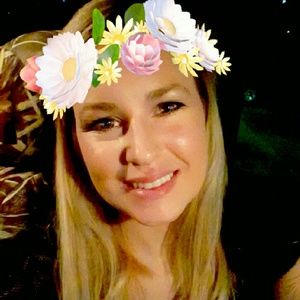 Meet your Posher, Brittney