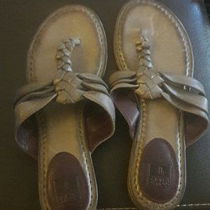 New Frye Carson twisted sandal