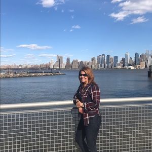 Meet your Posher, Sonia