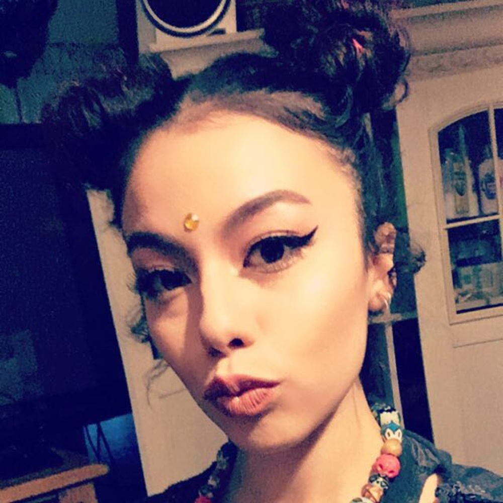 Meet your Posher, Marina