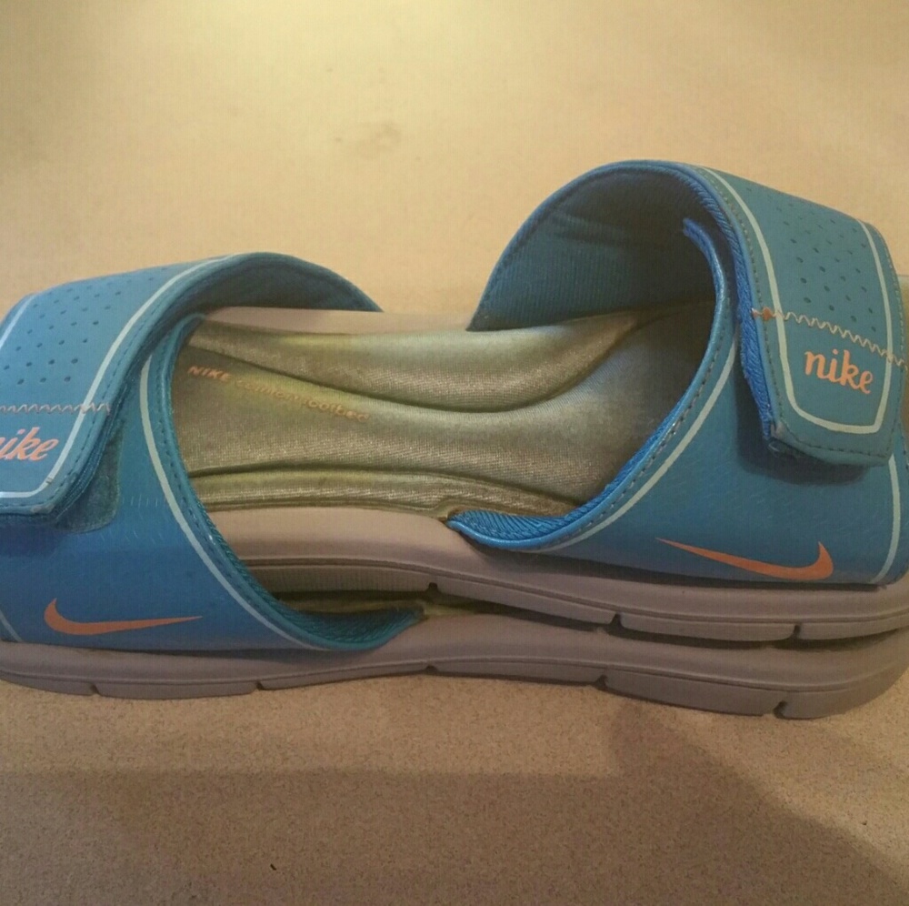 Women's Nike sandals