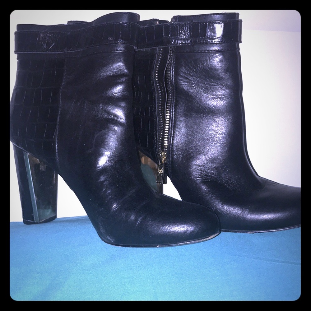 Ann Taylor booties sz 7