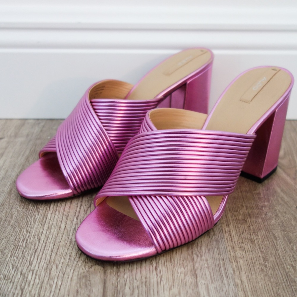 BRAND NEW! 💖 ALDO METALLIC MULE SANDALS 💖