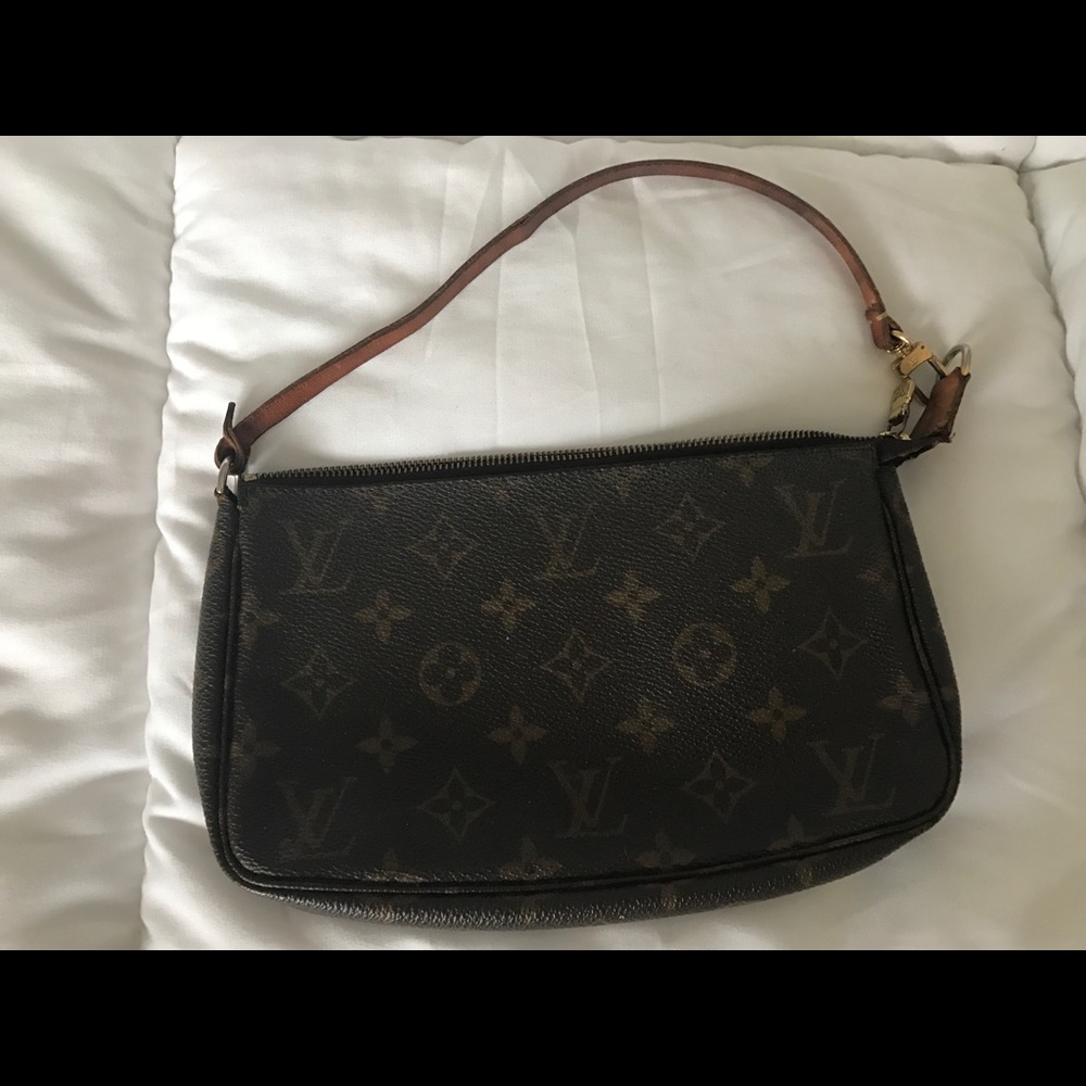🎀Louis Vuitton vintage pochette🎀 100% authentic