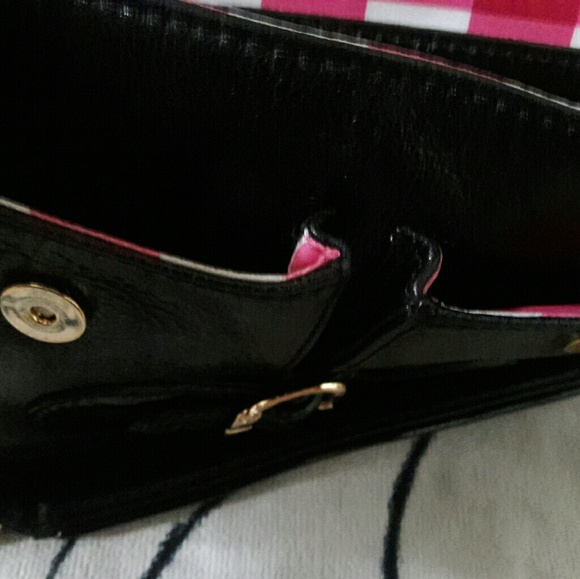 Classy Betsey Johnson Purse - Picture 3 of 8