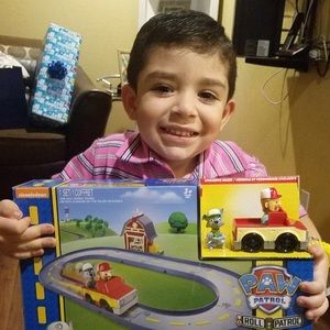 Meet your Posher, Elisa