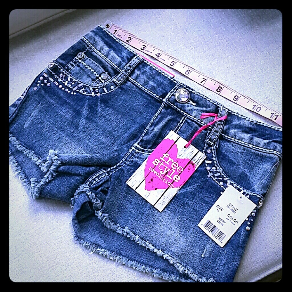 For girls- Blue stretchy denim shorts- new!!