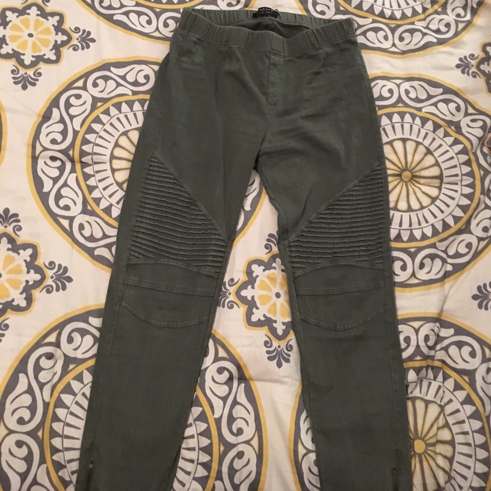Moto olive green jeggings size L