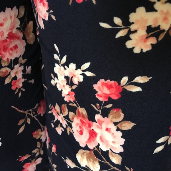 Flower Print Brushed Ankle Leggings - Picture 3 of 3