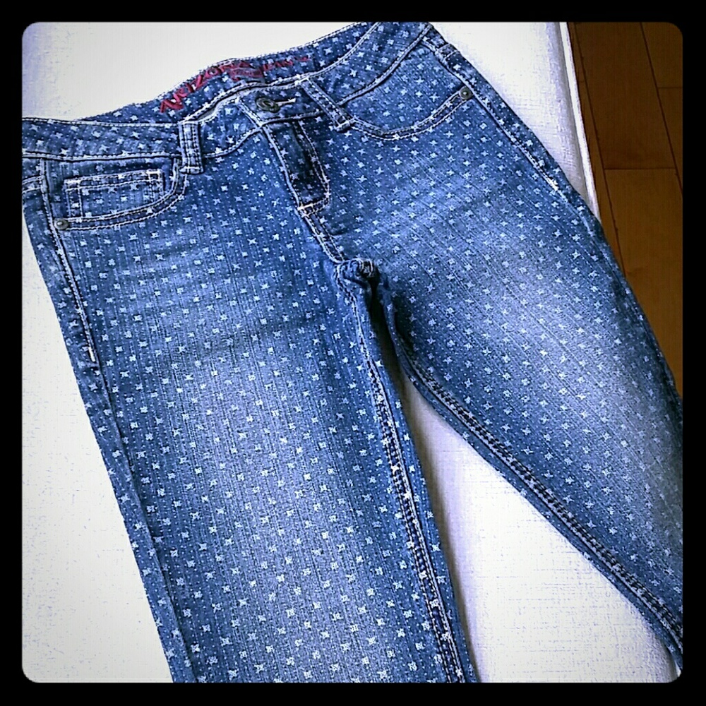 For girls- cropped stretchy jeans- size 10