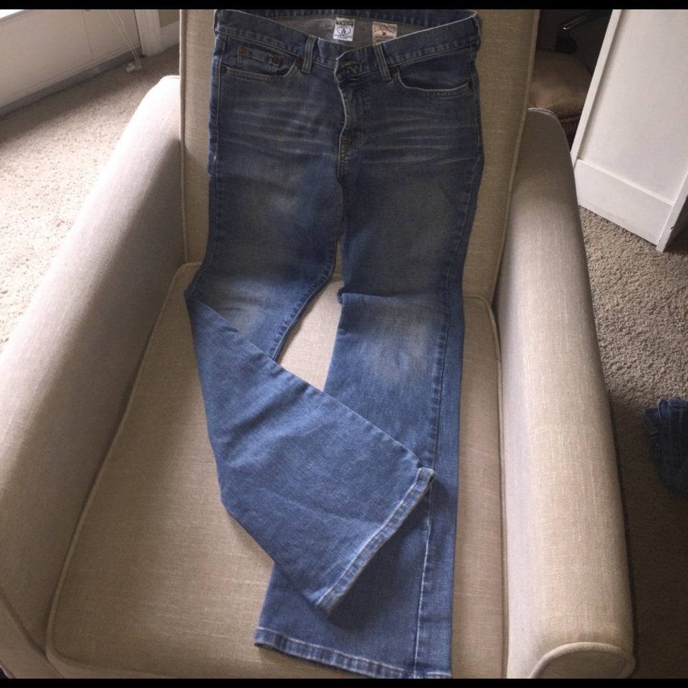 🍀 LUCKY BRAND 🍀 Jeans  👖 size 6 Light Blue