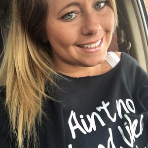 Meet your Posher, Jennifer