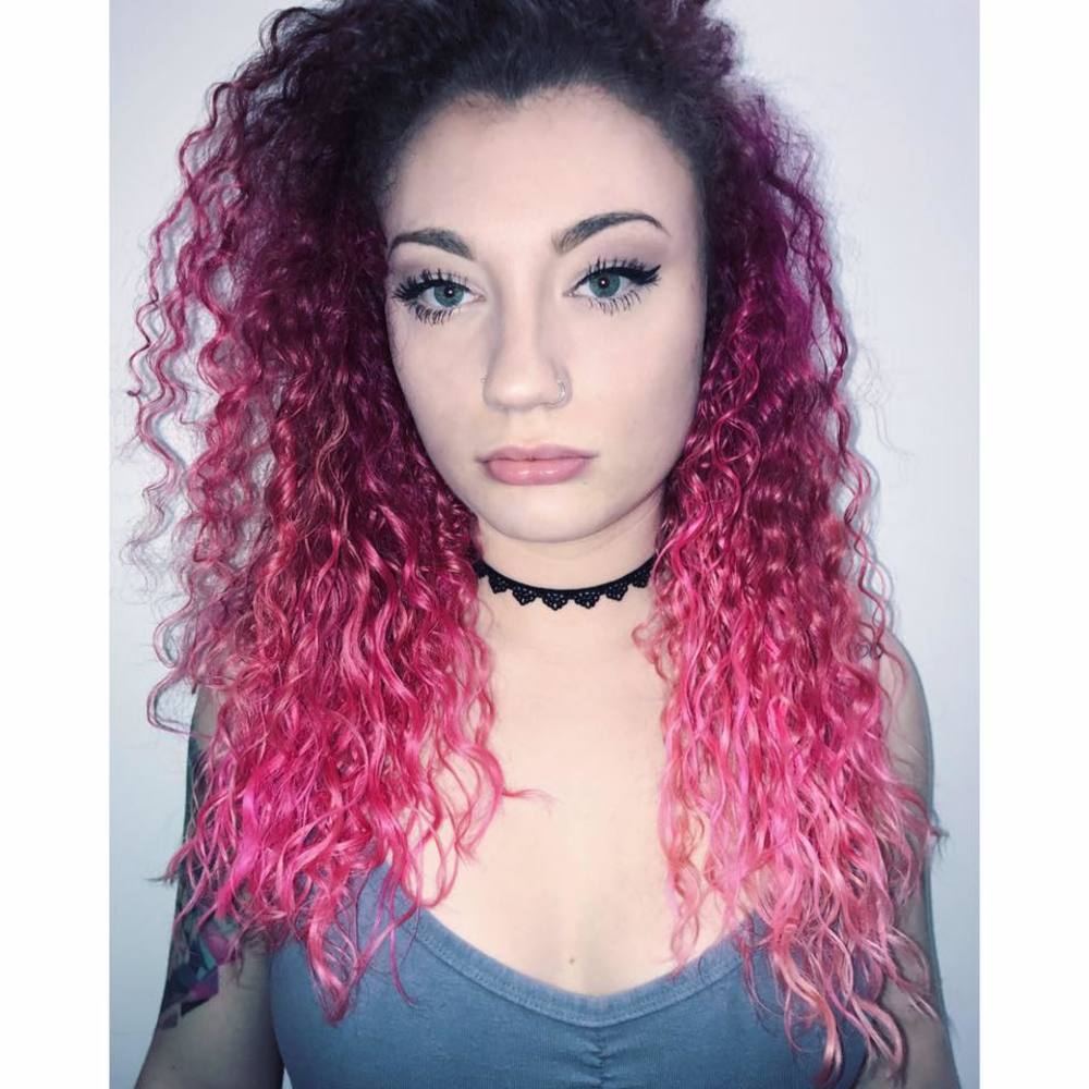 Meet your Posher, Elana