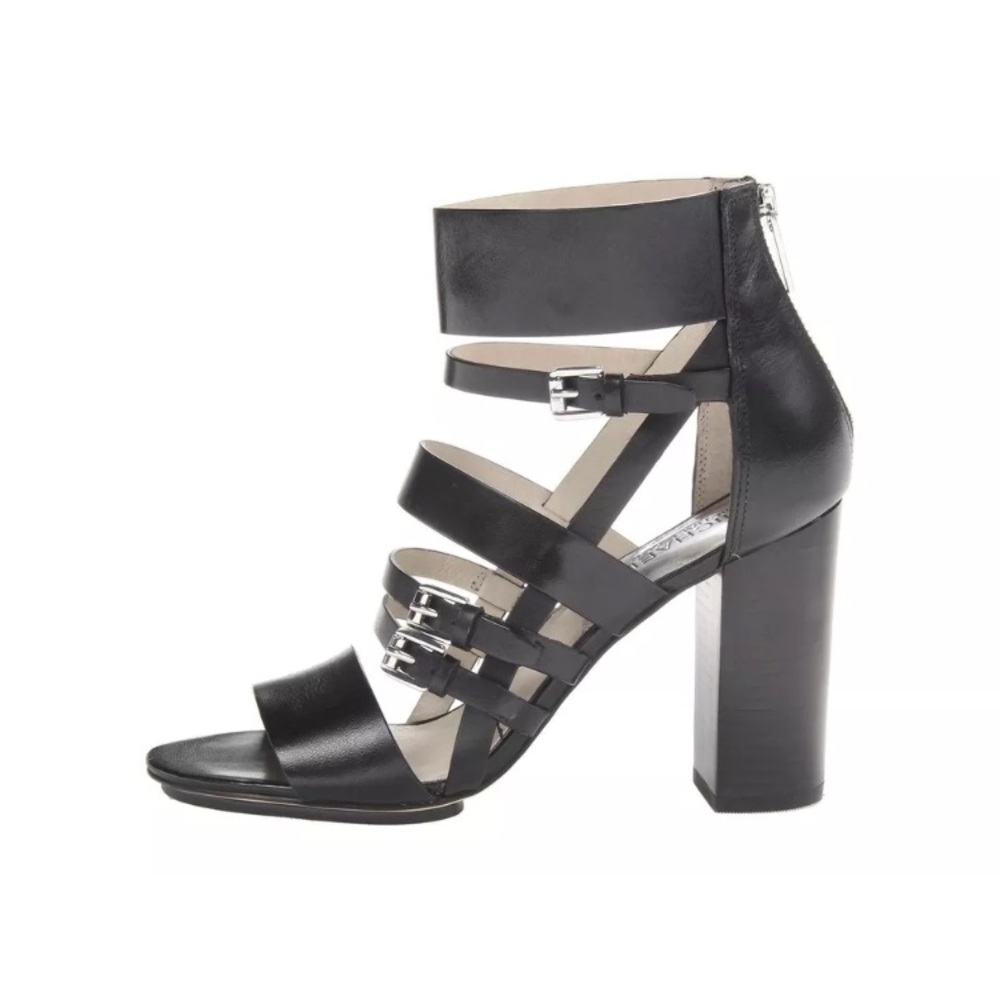 Michael Kors Winston black leather sandal size 6