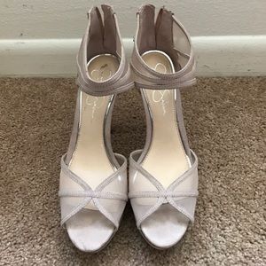 Size 9 Jessica Simpson nude heels