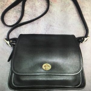 Vintage COACH cross body handbag Small