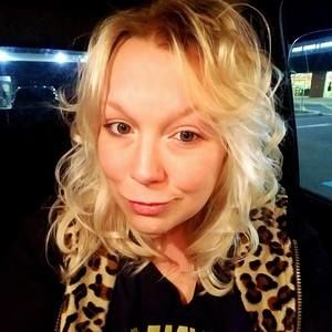 Meet your Posher, Alicia