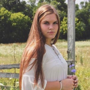 Meet your Posher, Maddie