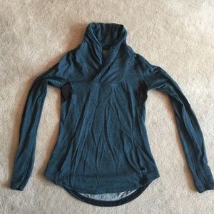 Lululemon Run sweatshirt pullover size 4