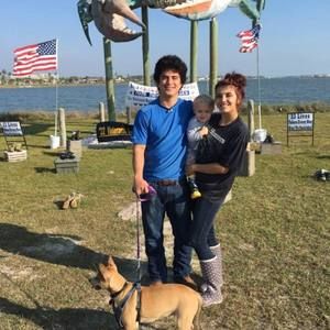 Meet your Posher, Davis