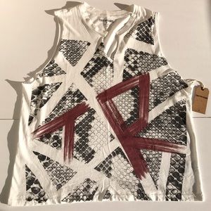TRUE RELIGION (TankTop)
NWT (🚚Moving Sale)