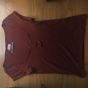 Scoop Neck Plain T