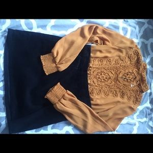 Yellow boho Flowey top!