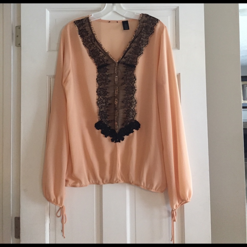 BKE boutique chiffon blouse