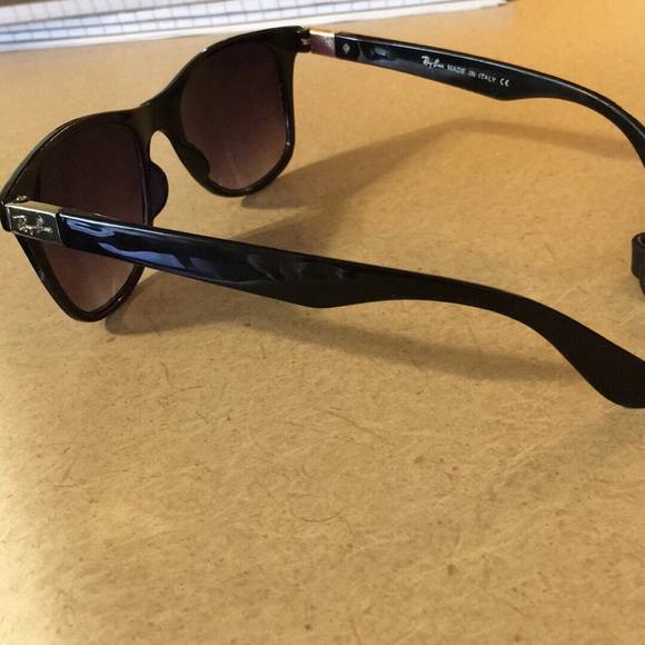Ray bans wayfarer - Picture 2 of 2