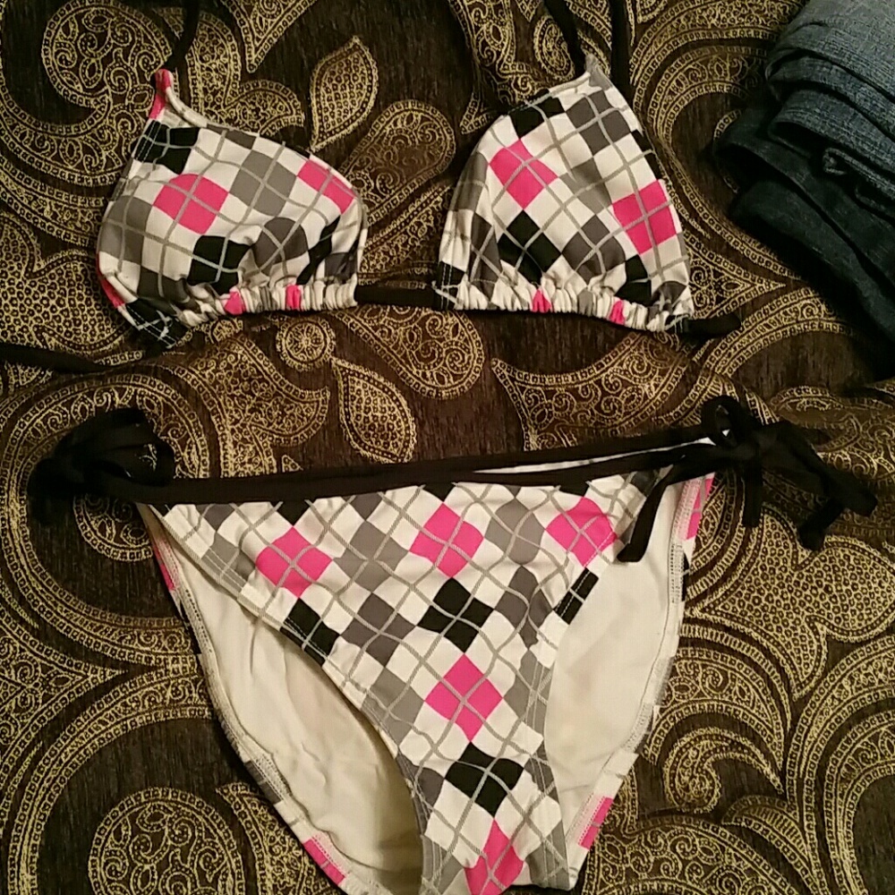 Bathing suit