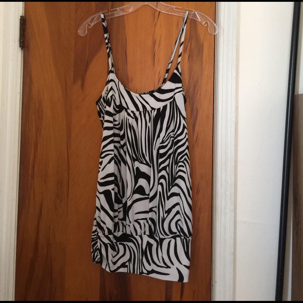NWOT black and white tank