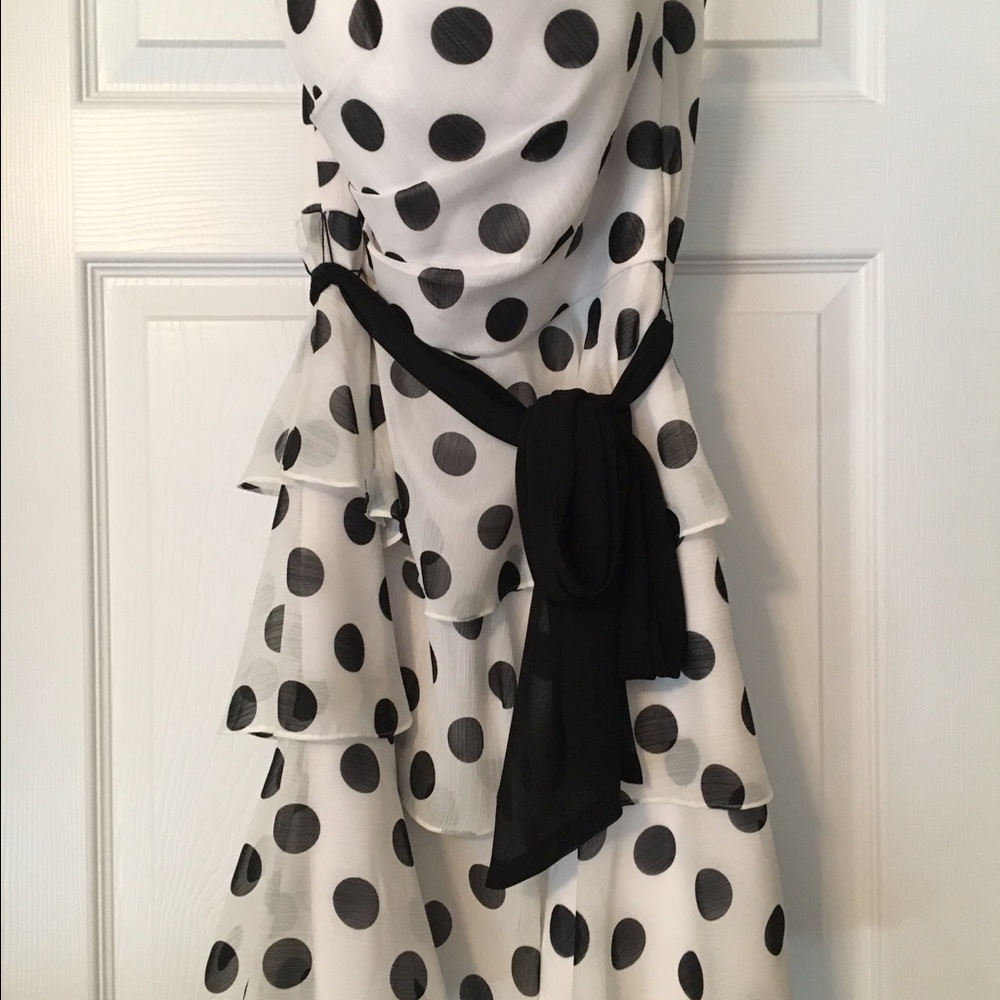 White House Black Market Strapless dress