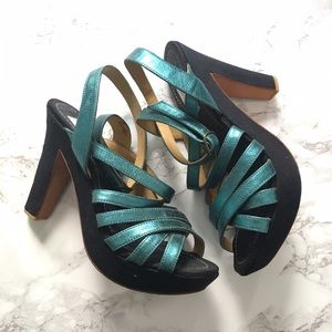 Lanvin metallic blue leather strappy sandals sz 37