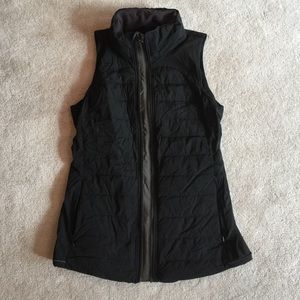 Lululemon All Fluffed Up Vest size 2