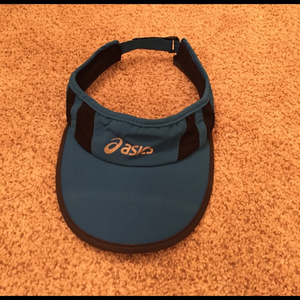 Asics visor