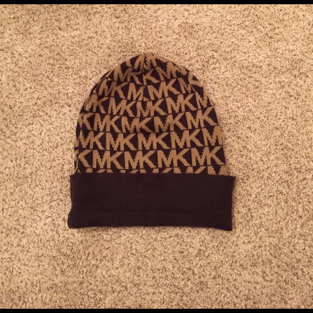 Michael Kors hat