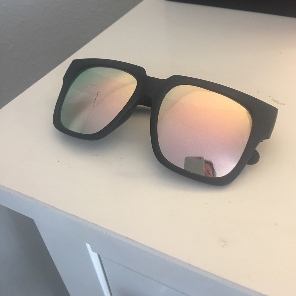 Quay pink on the prowl