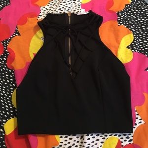 Agaci Strappy Crop Top