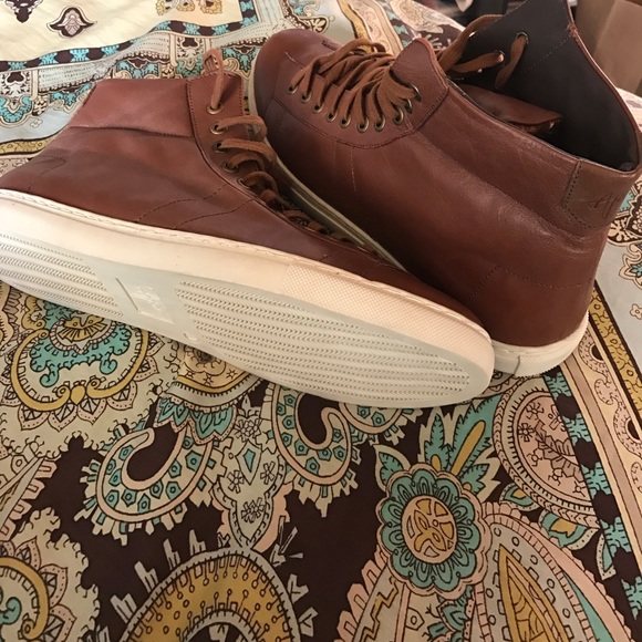 Hand made shoes from Kenyan maker - Picture 3 of 5