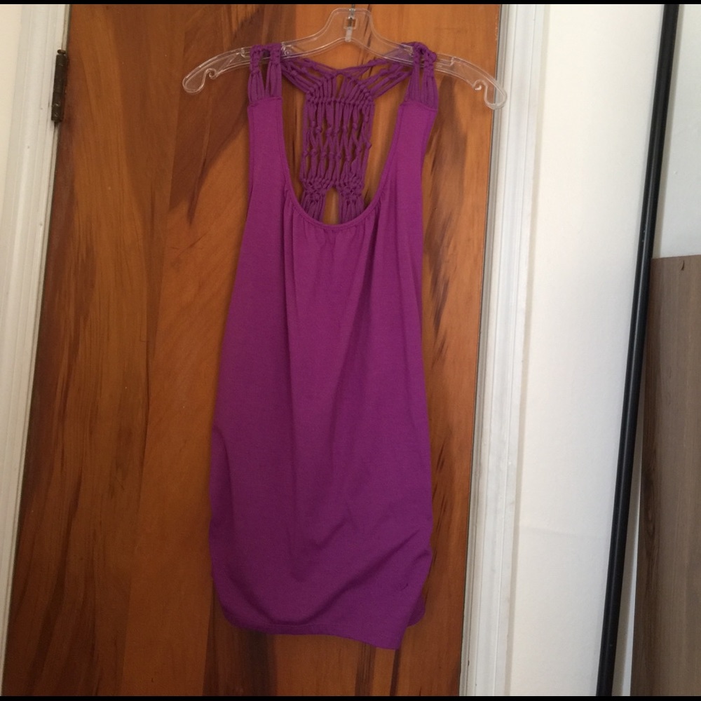 Liz Lange maternity tank top