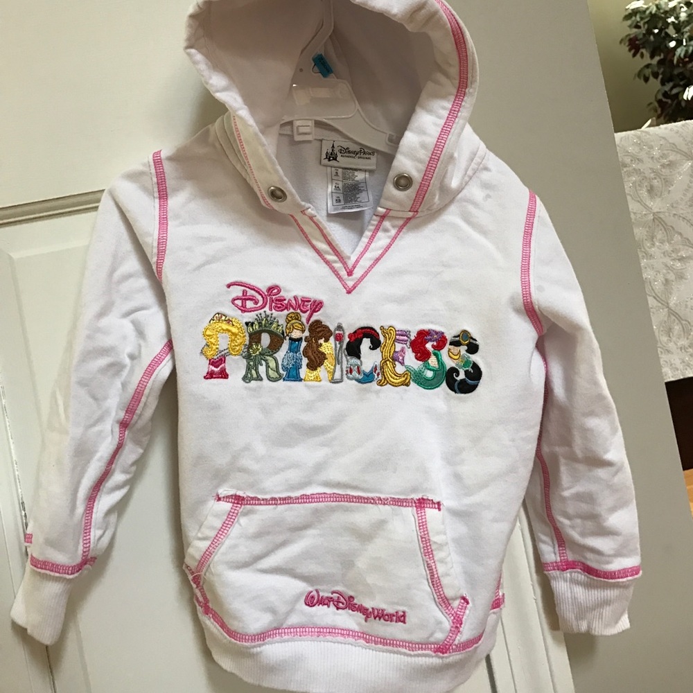 Disney princess sweatshirt size small