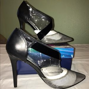 Sexy see thru pumps *sold*