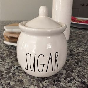 Rae Dunn sugar- item is reserved- do not buy
