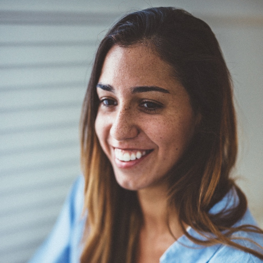 Meet your Posher, Constanza